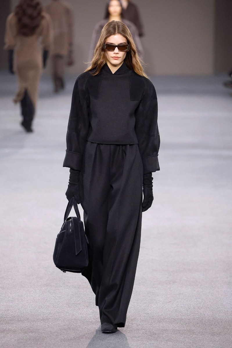 Look 14