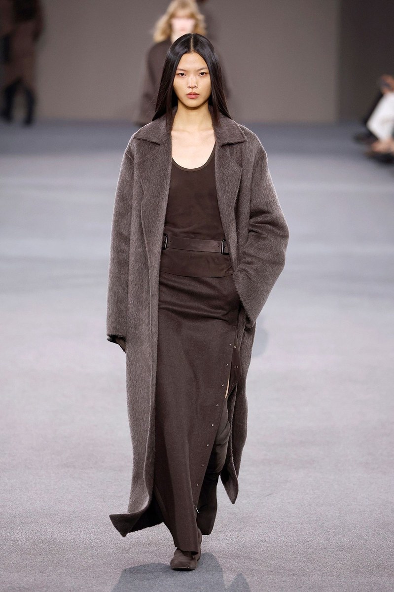 Look 15