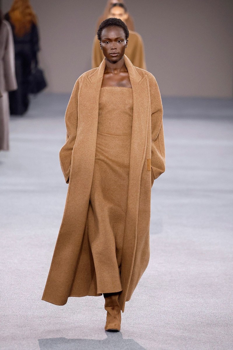 Look 27