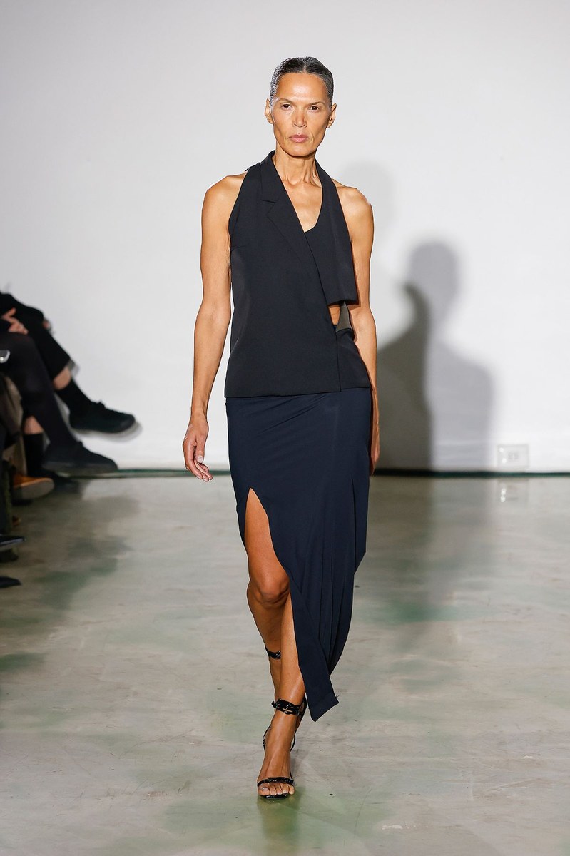 Look 11