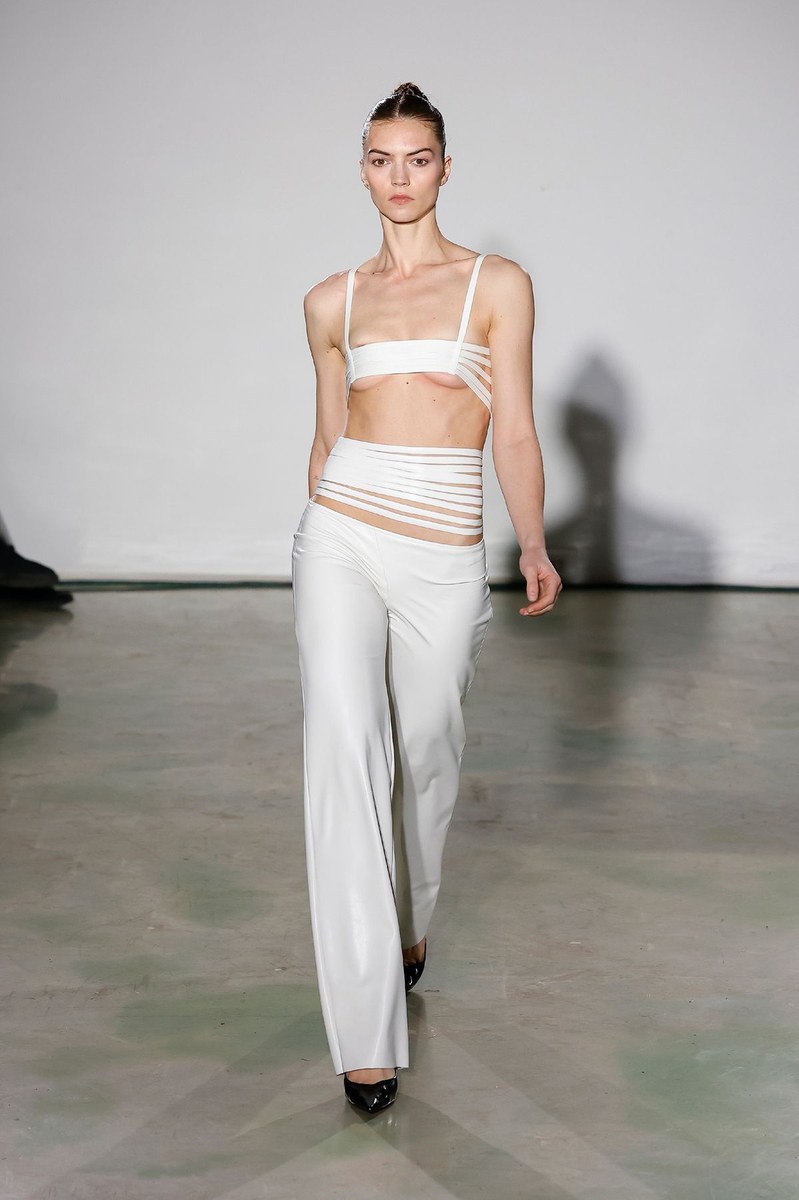Look 13