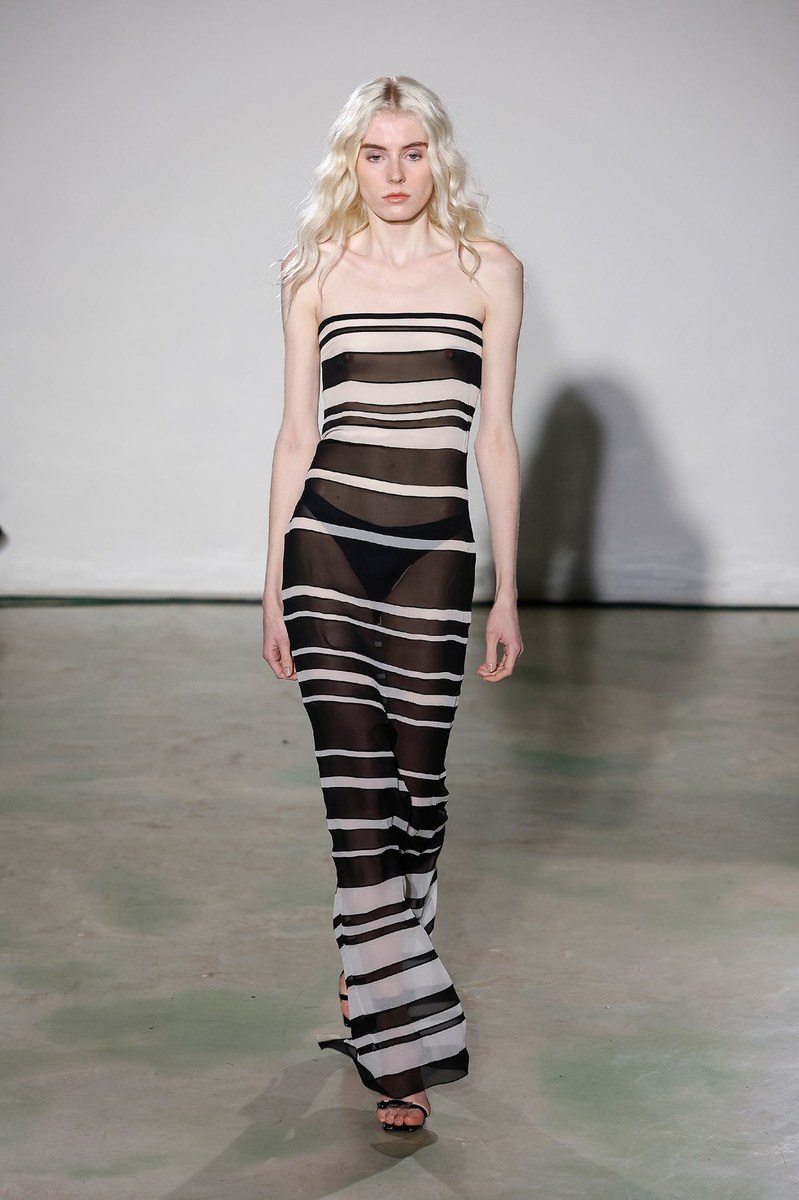 Look 19