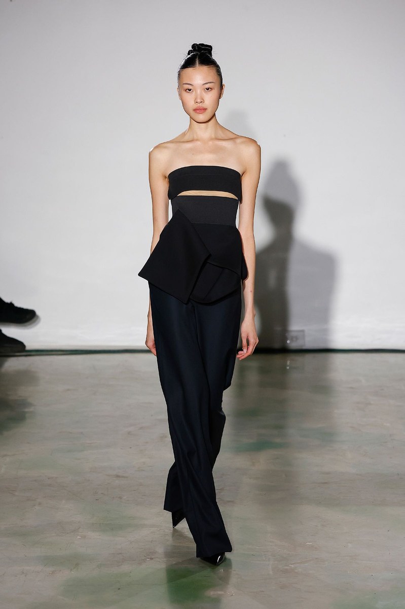 Look 27