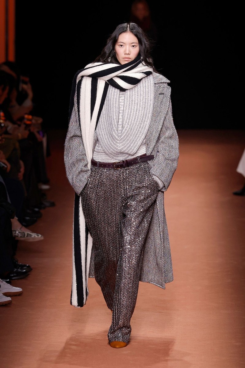 Look 12