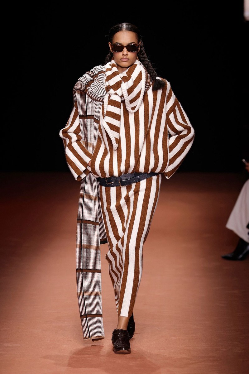 Look 26