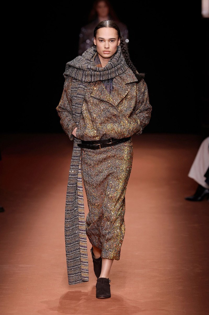 Look 29