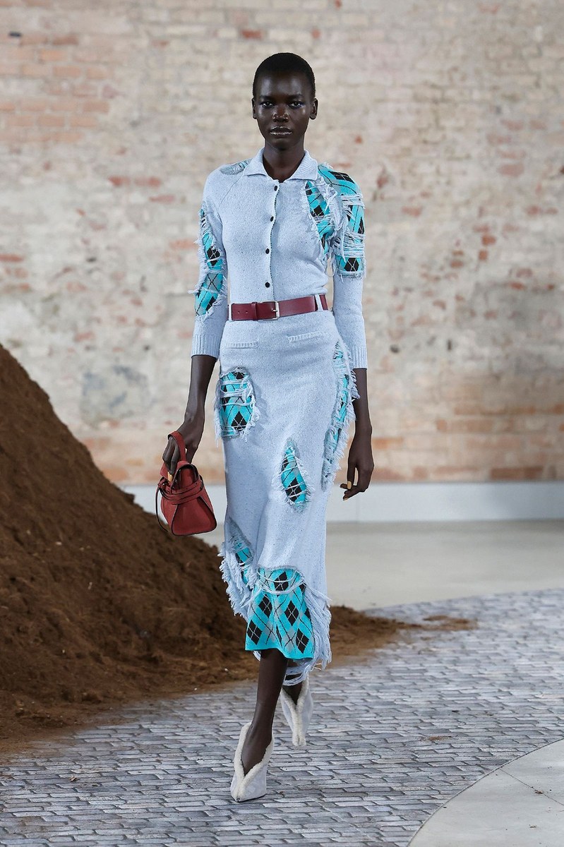 Look 2