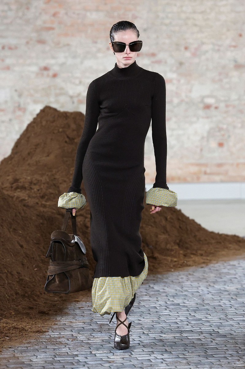 Look 13
