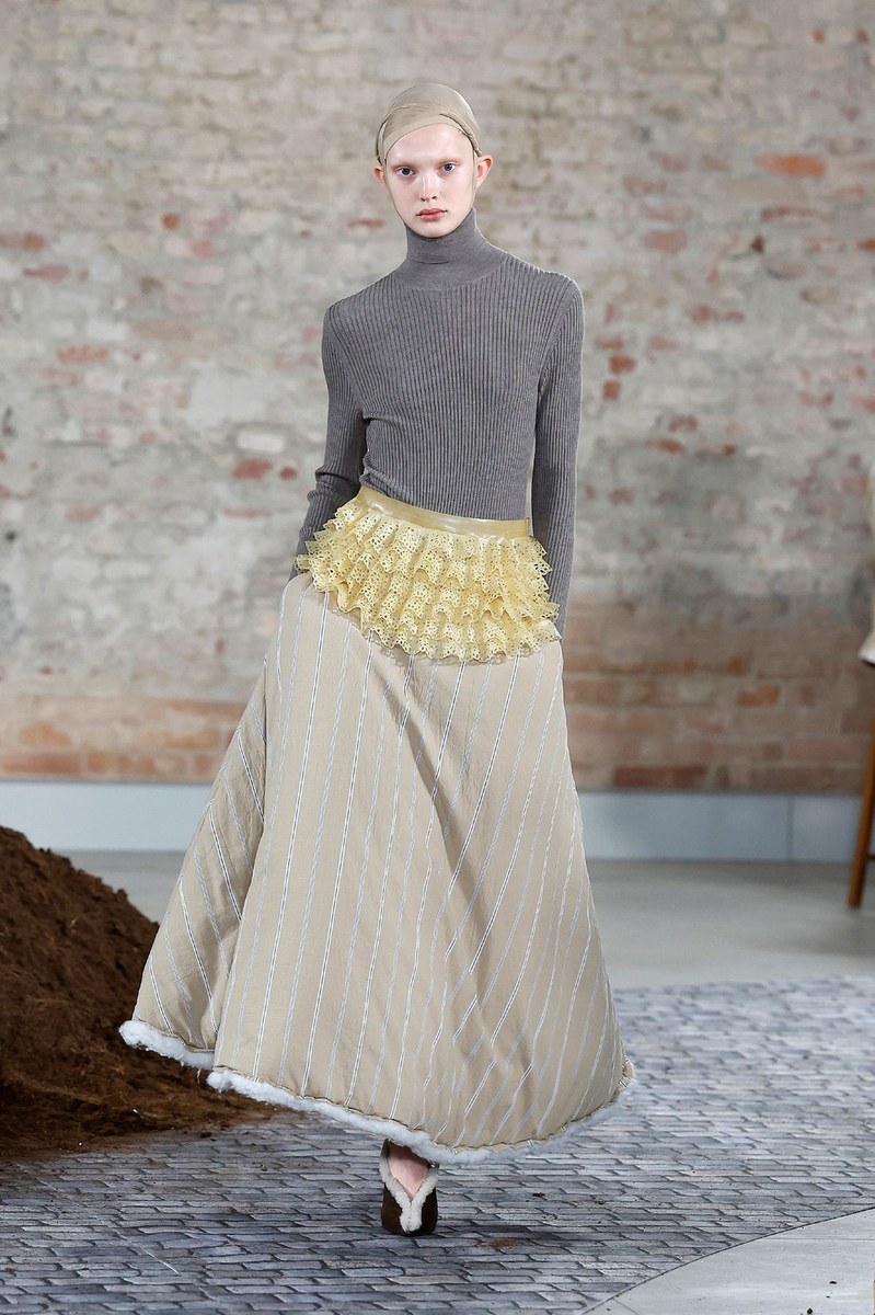 Look 25