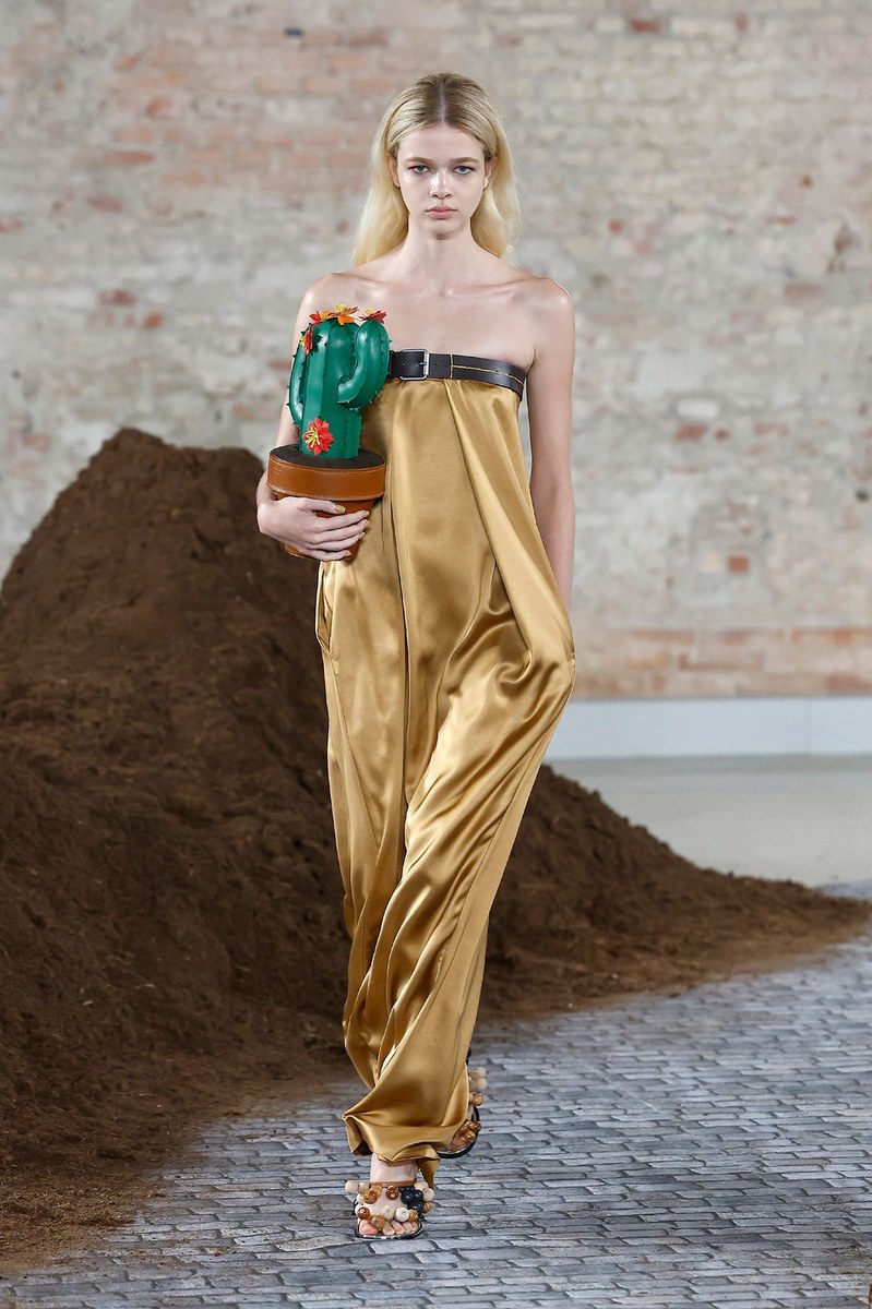 Look 29
