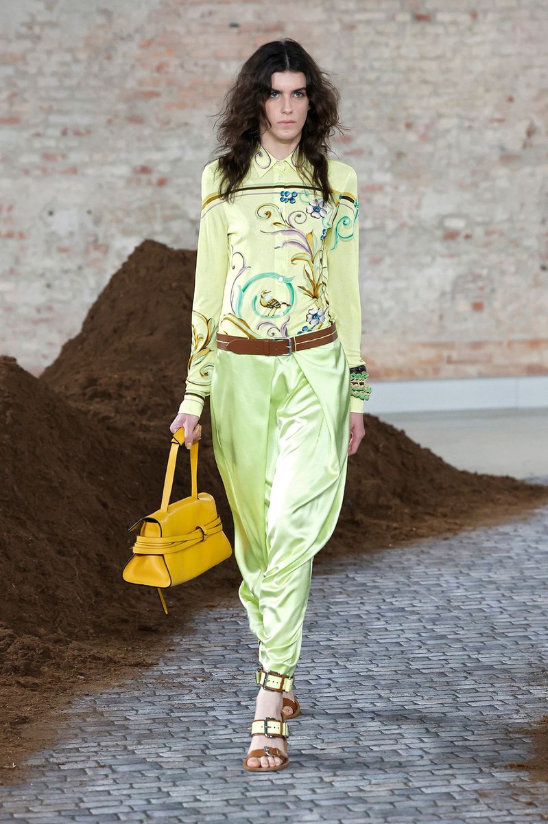 Look 40