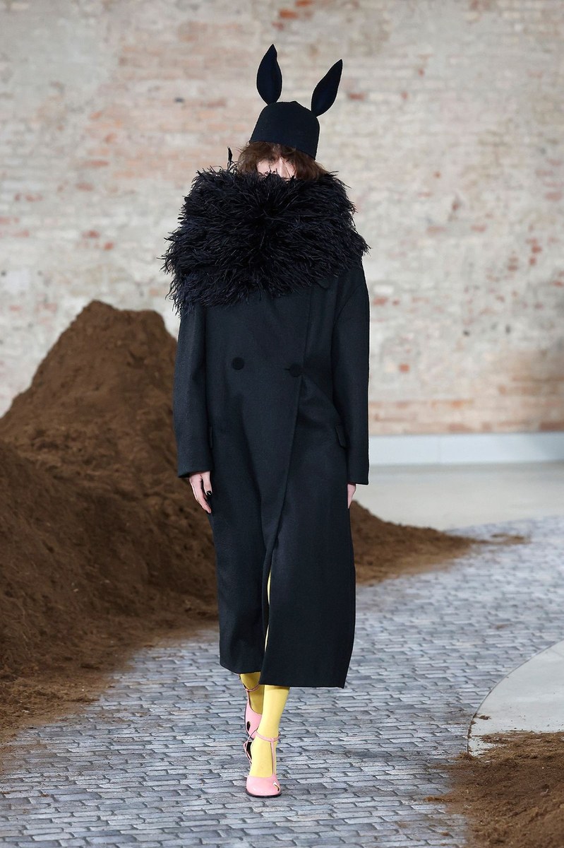 Look 49