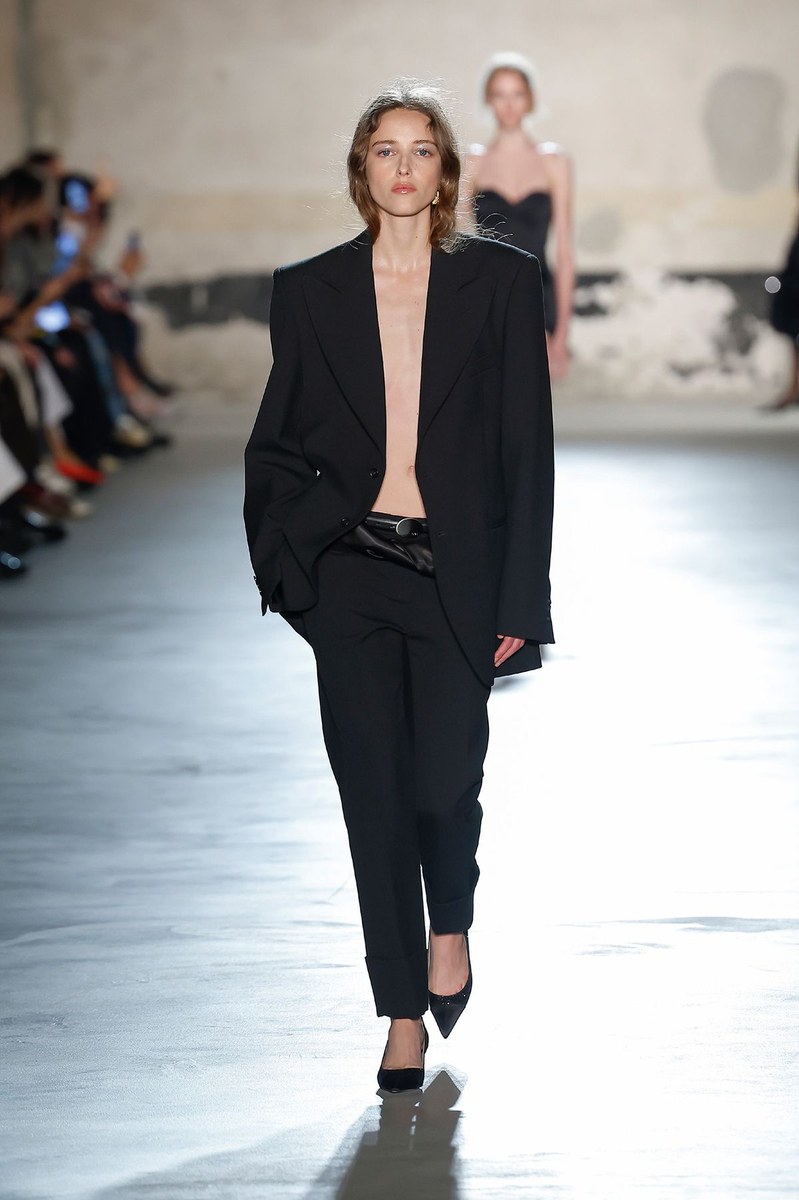 Look 7