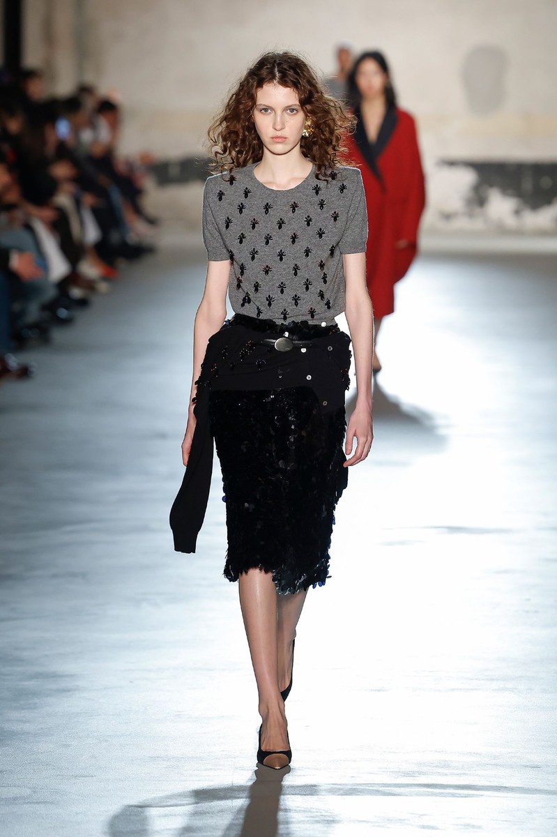 Look 15