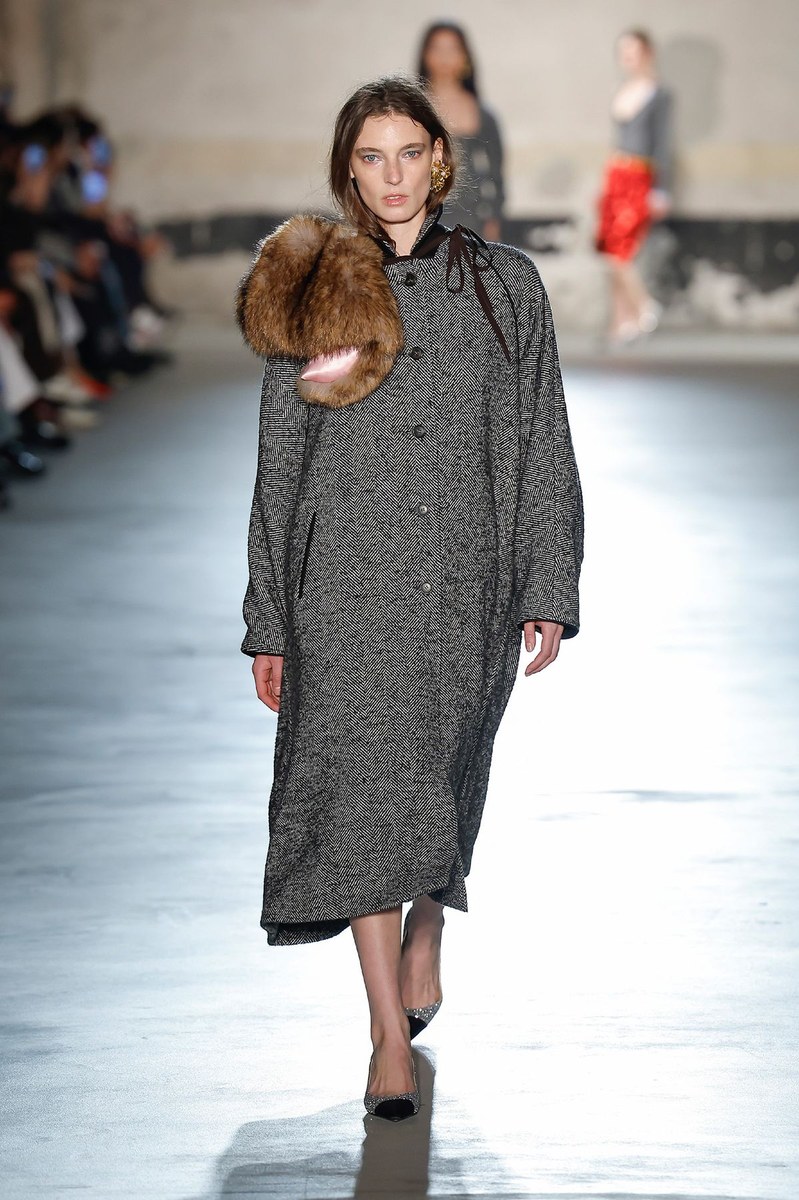 Look 19