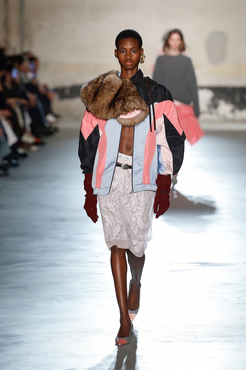 Look 27