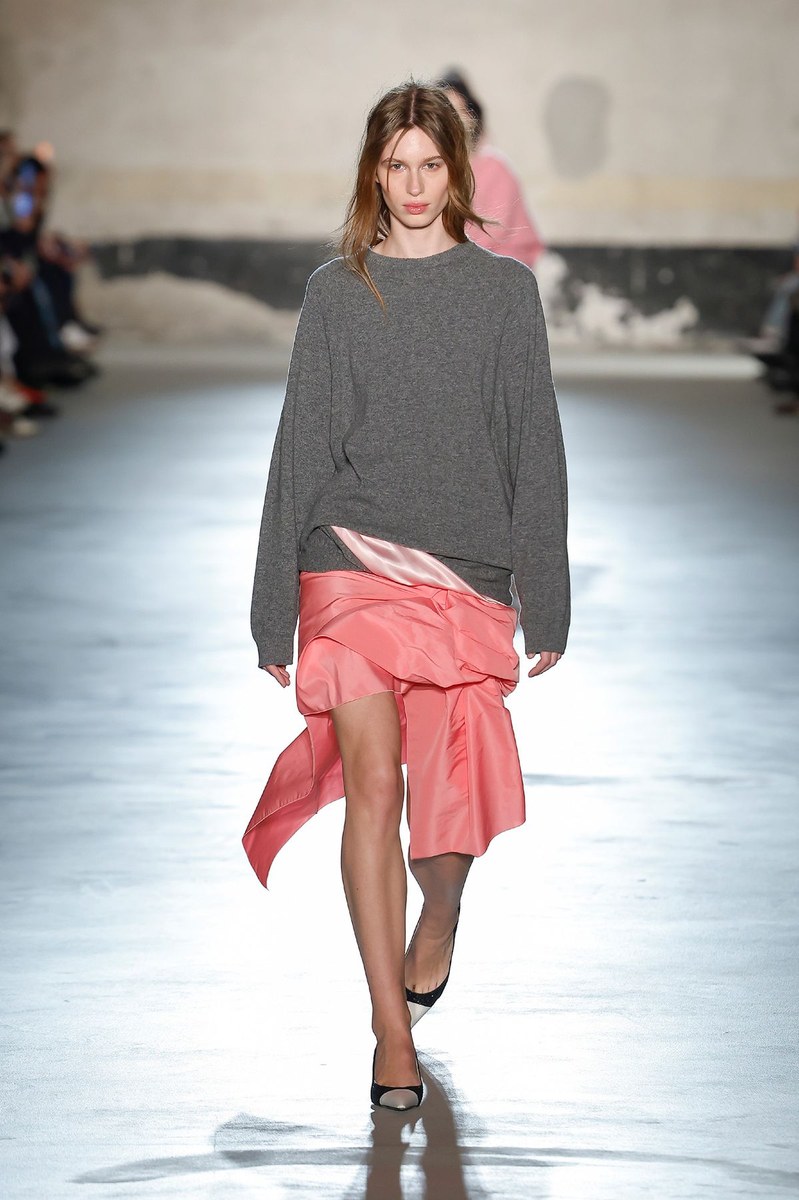 Look 28
