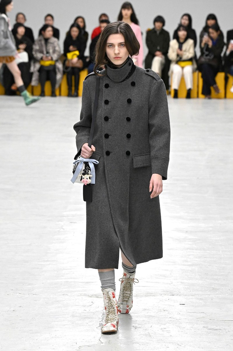 Look 24
