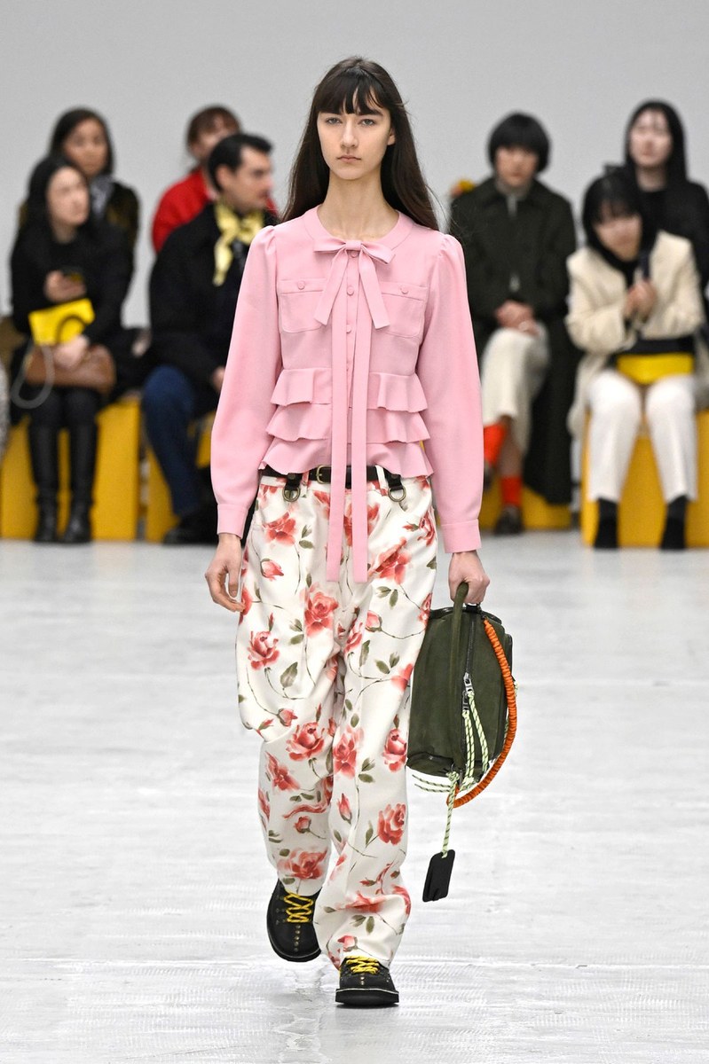 Look 25