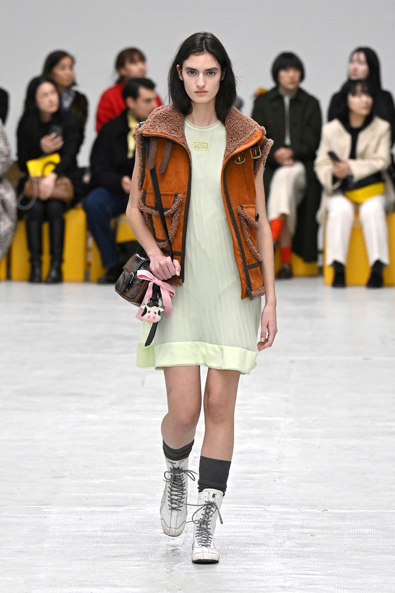 Look 34