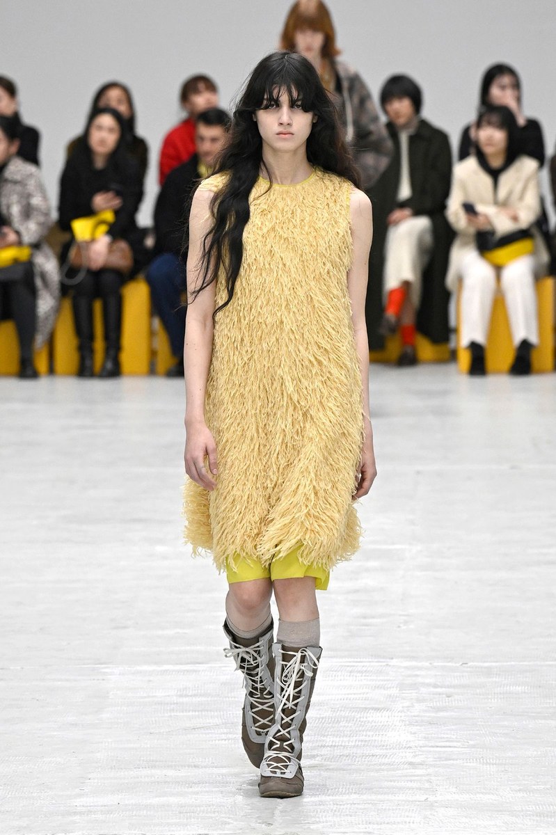 Look 35