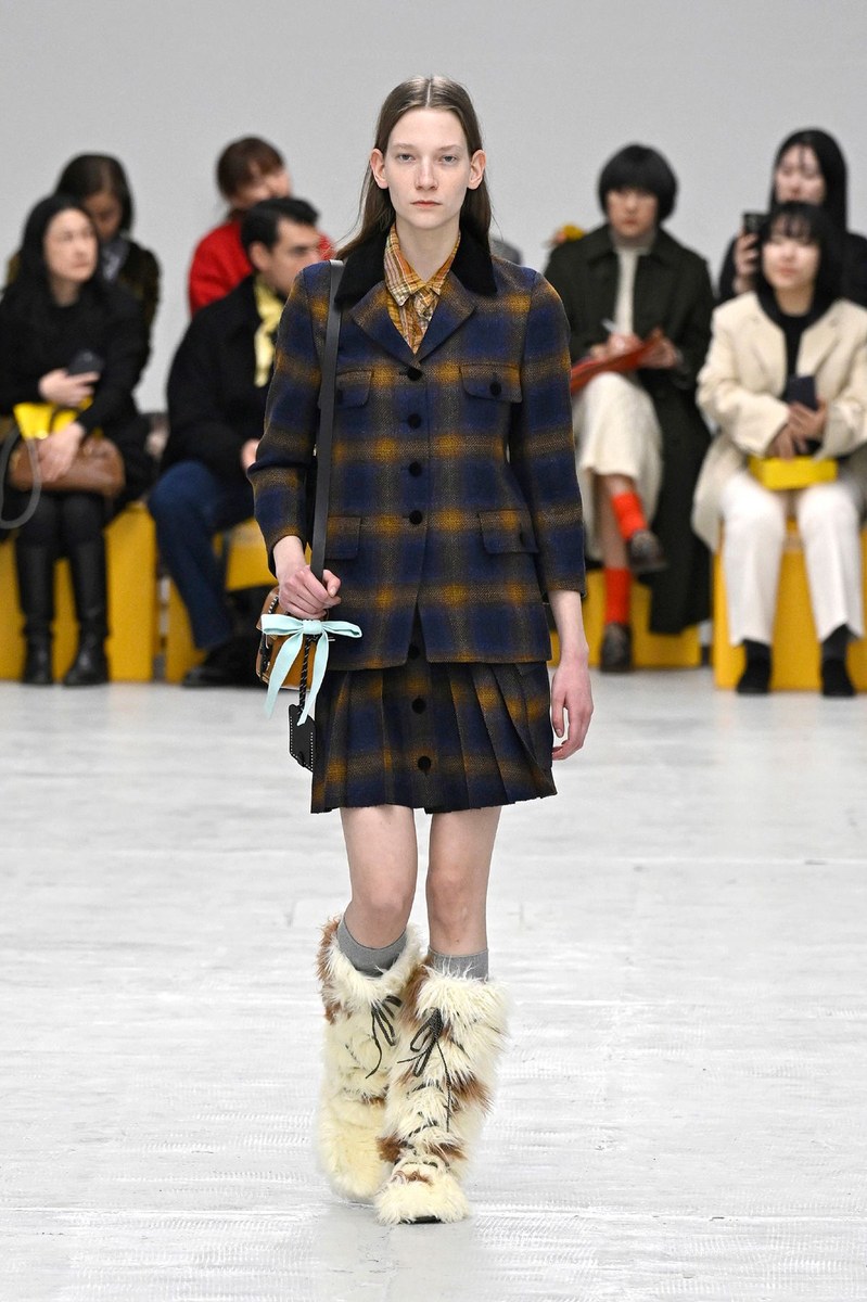 Look 43