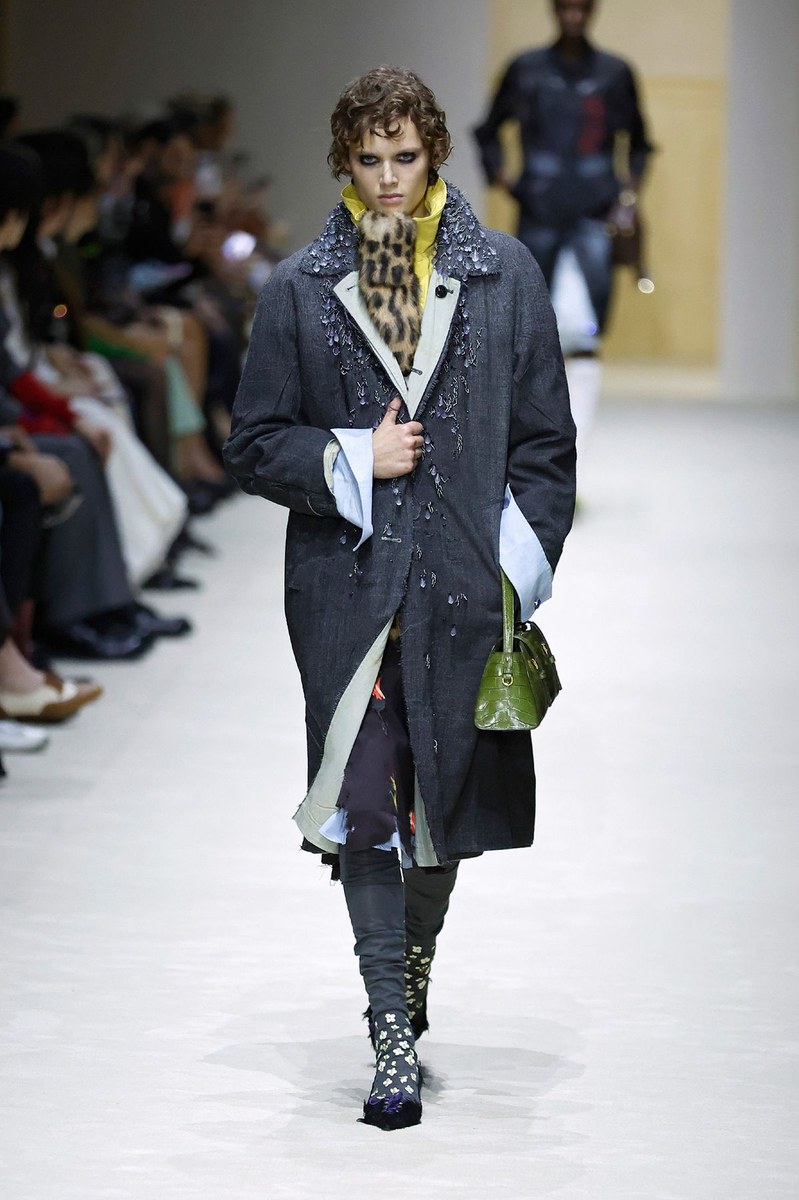 Look 8