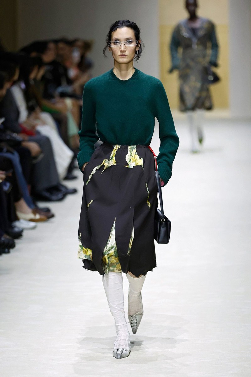 Look 19