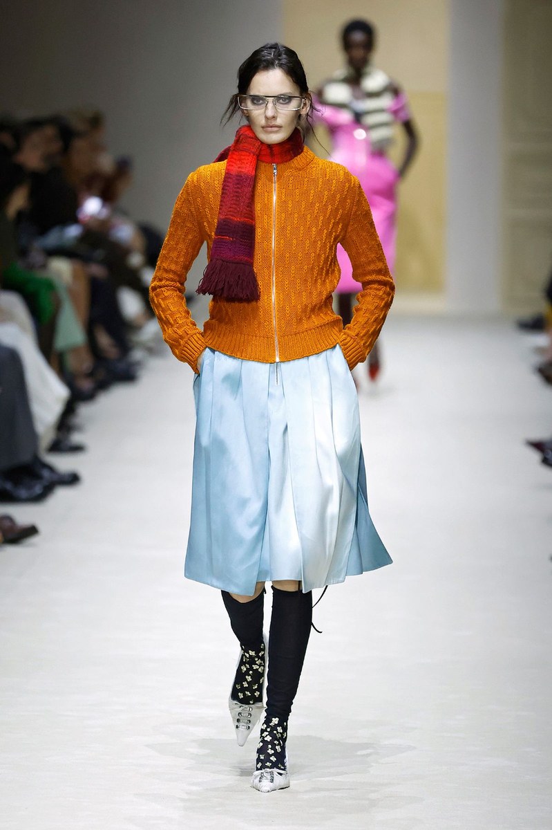 Look 28