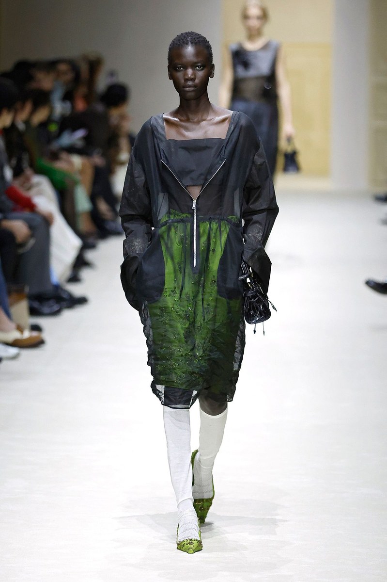 Look 50