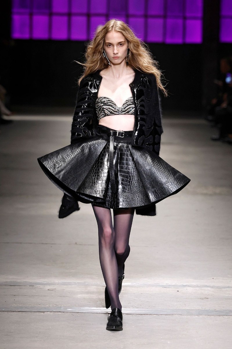 Look 2