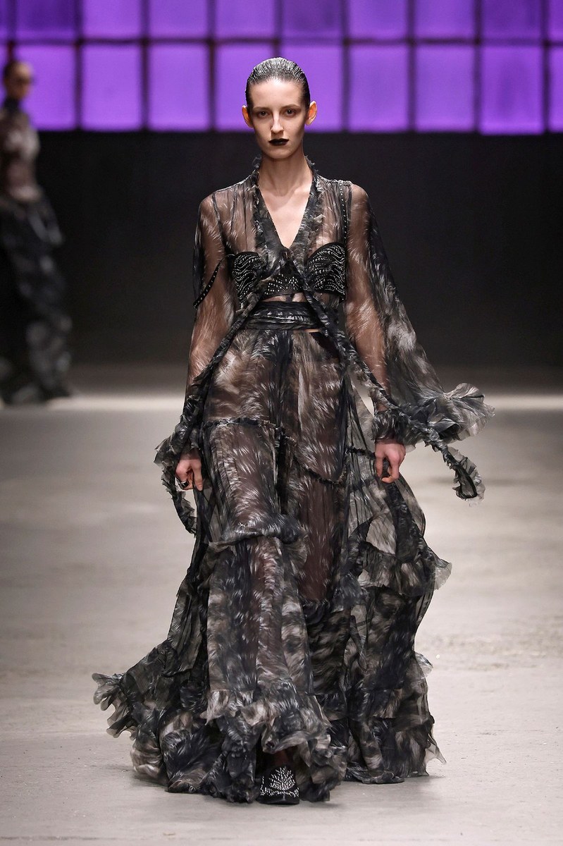 Look 23