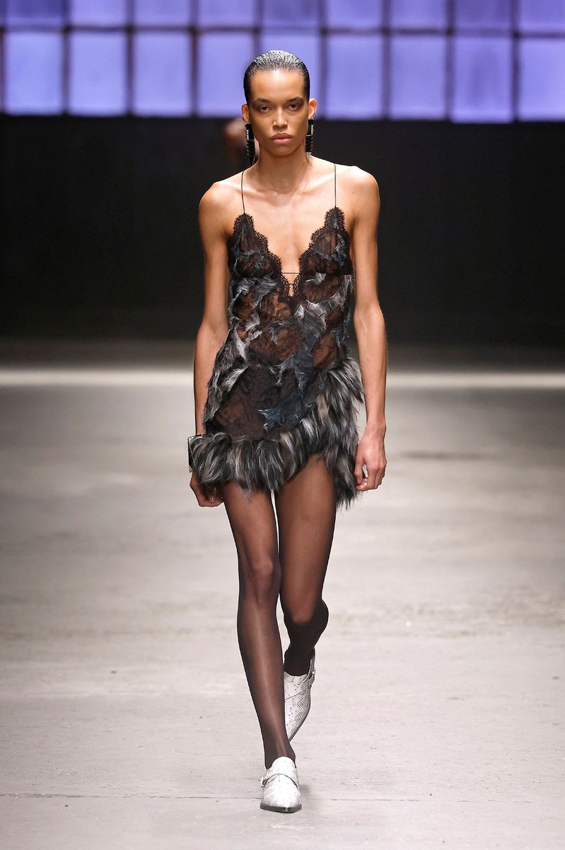 Look 26