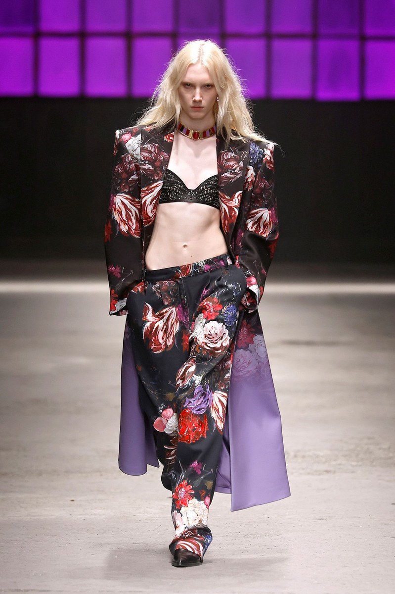 Look 34
