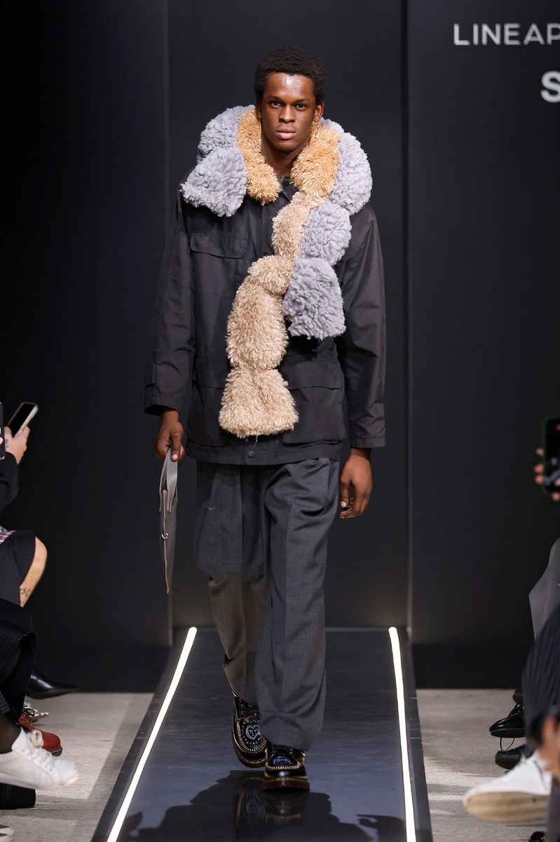 Look 11