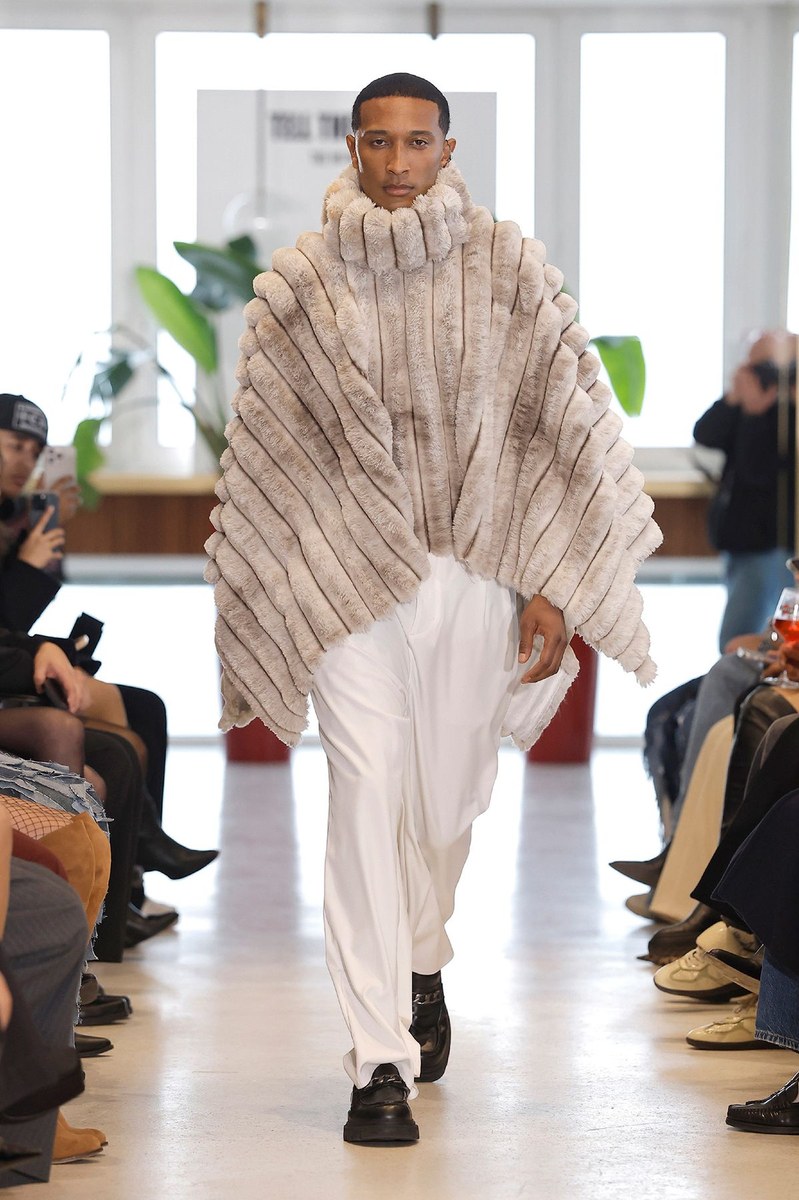 Look 23