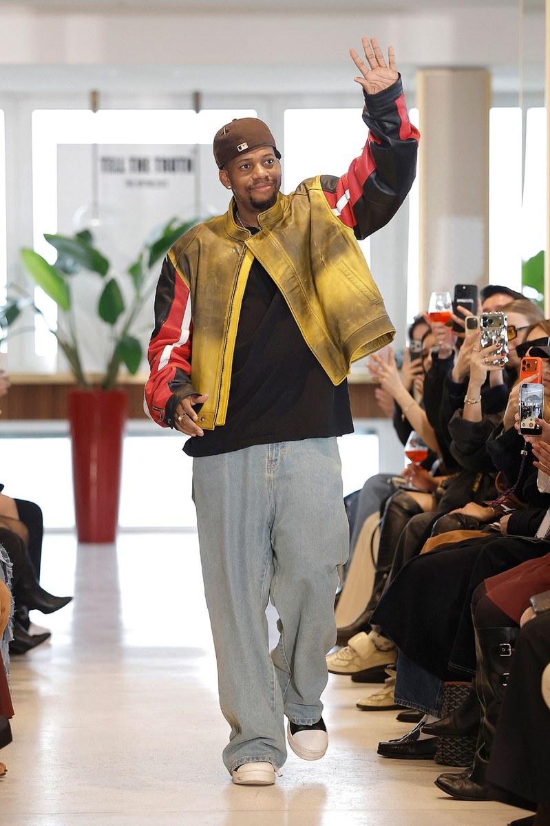 Look 25