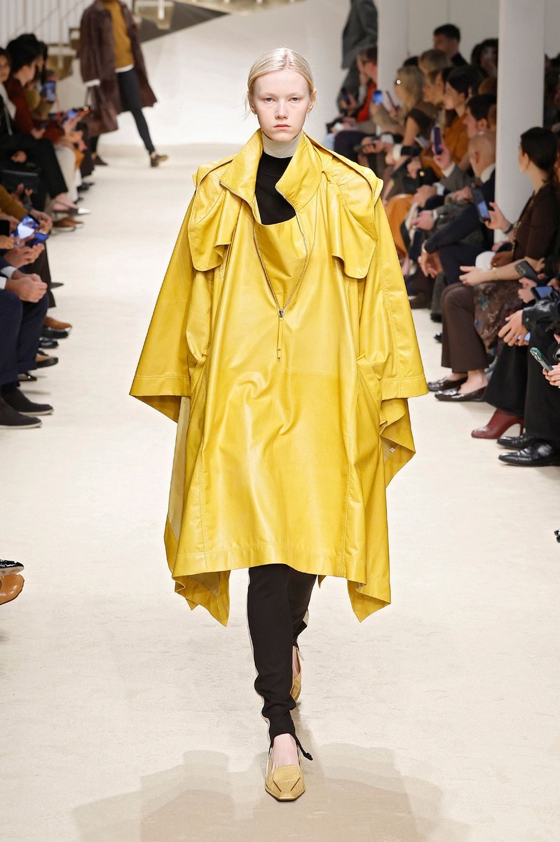 Look 12