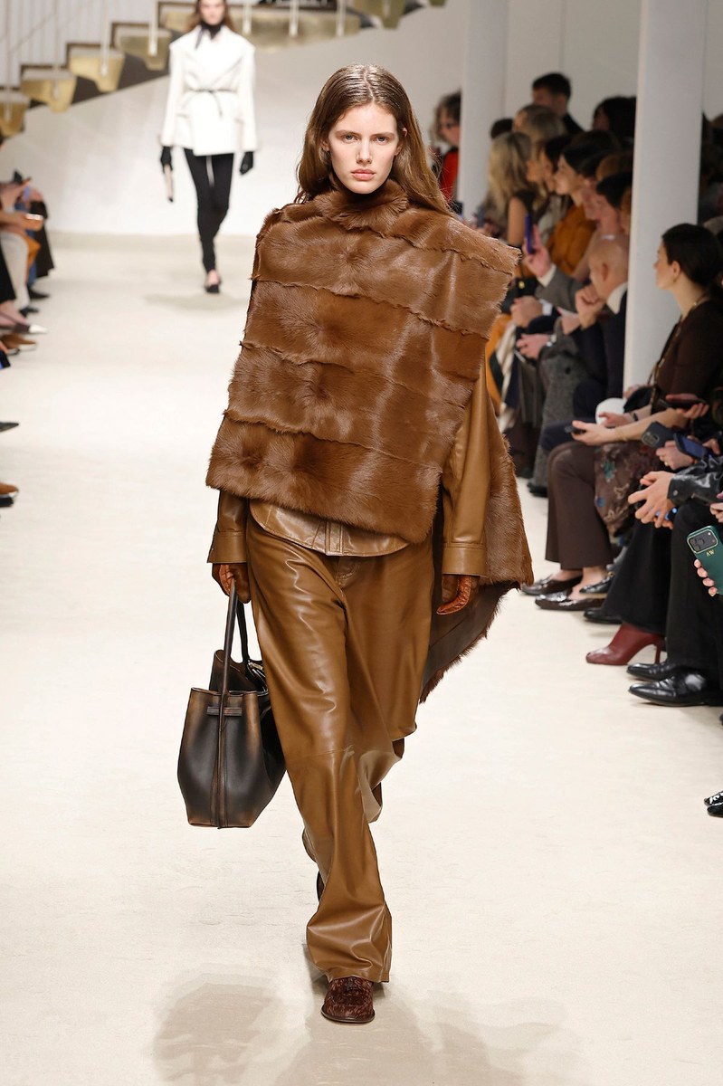 Look 29