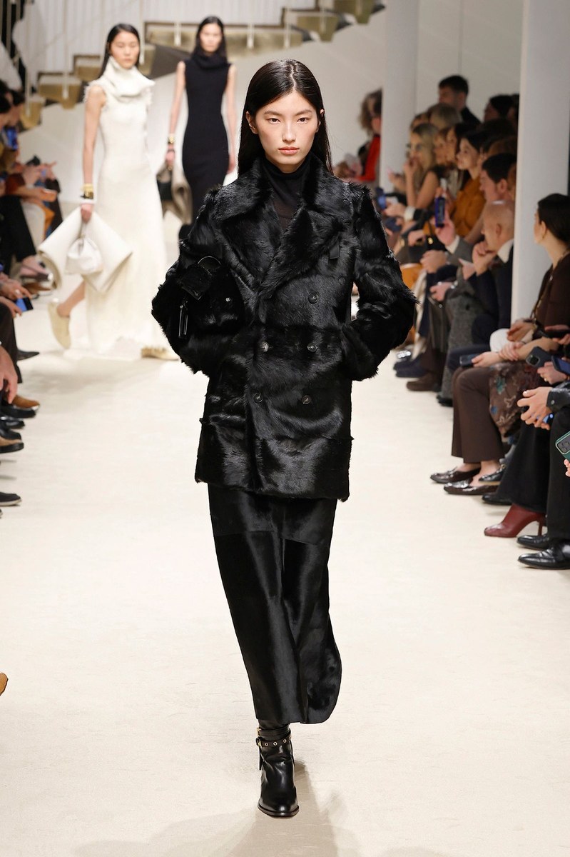 Look 30