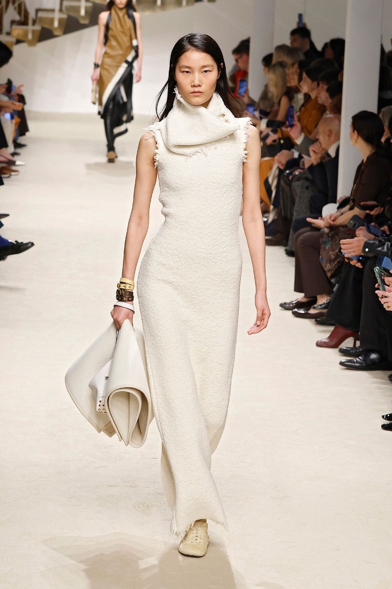 Look 32