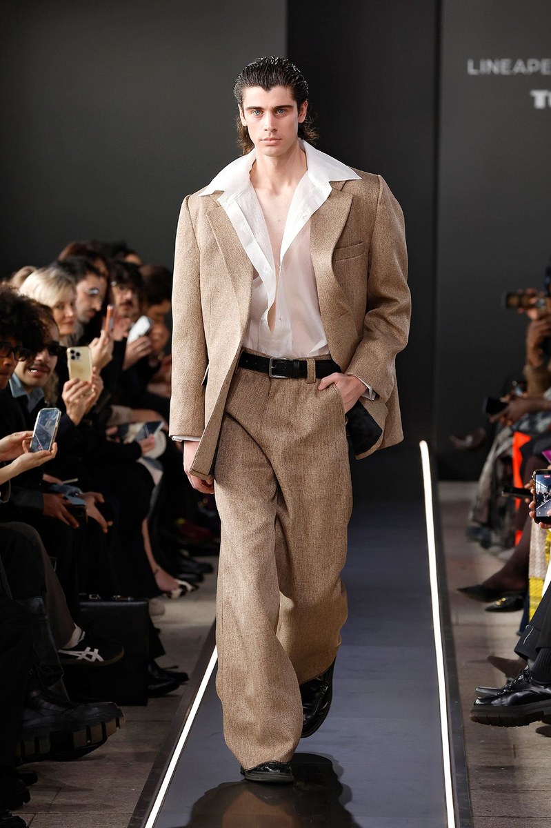 Look 2