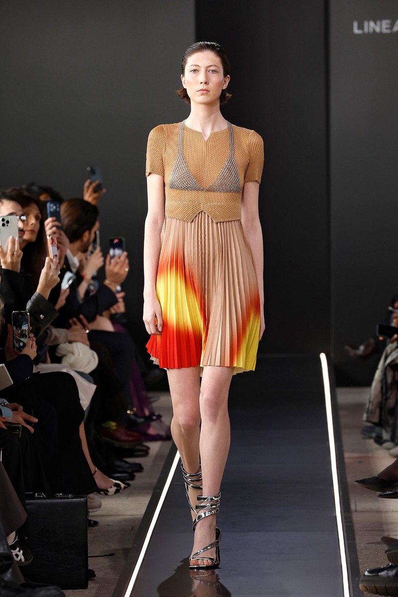 Look 5