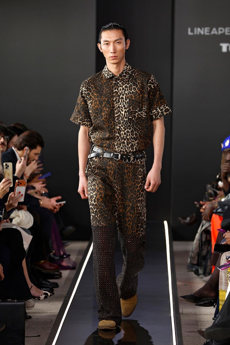 Look 8