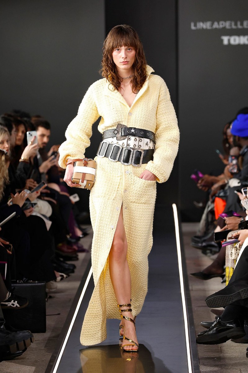 Look 19