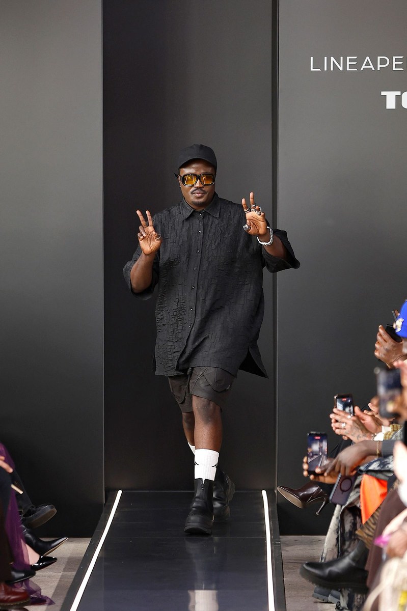 Look 24
