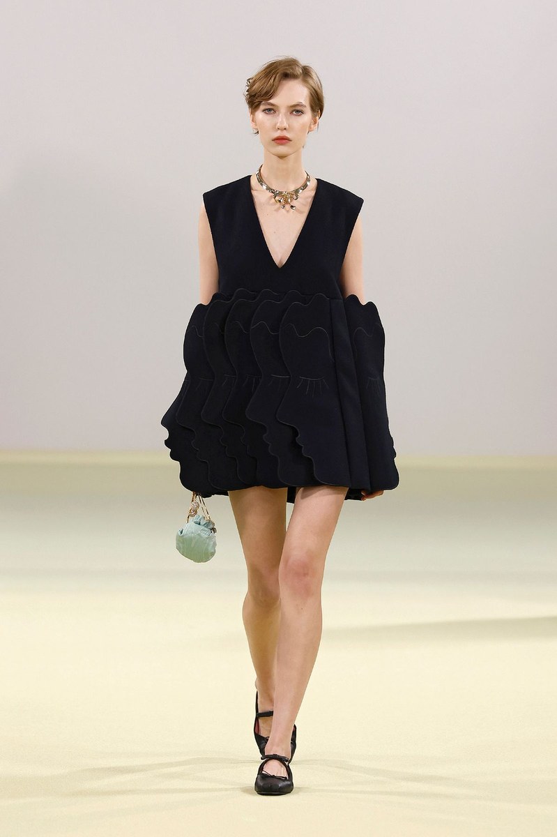 Look 3