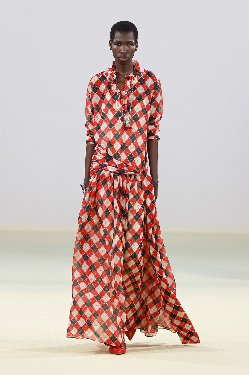 Look 11