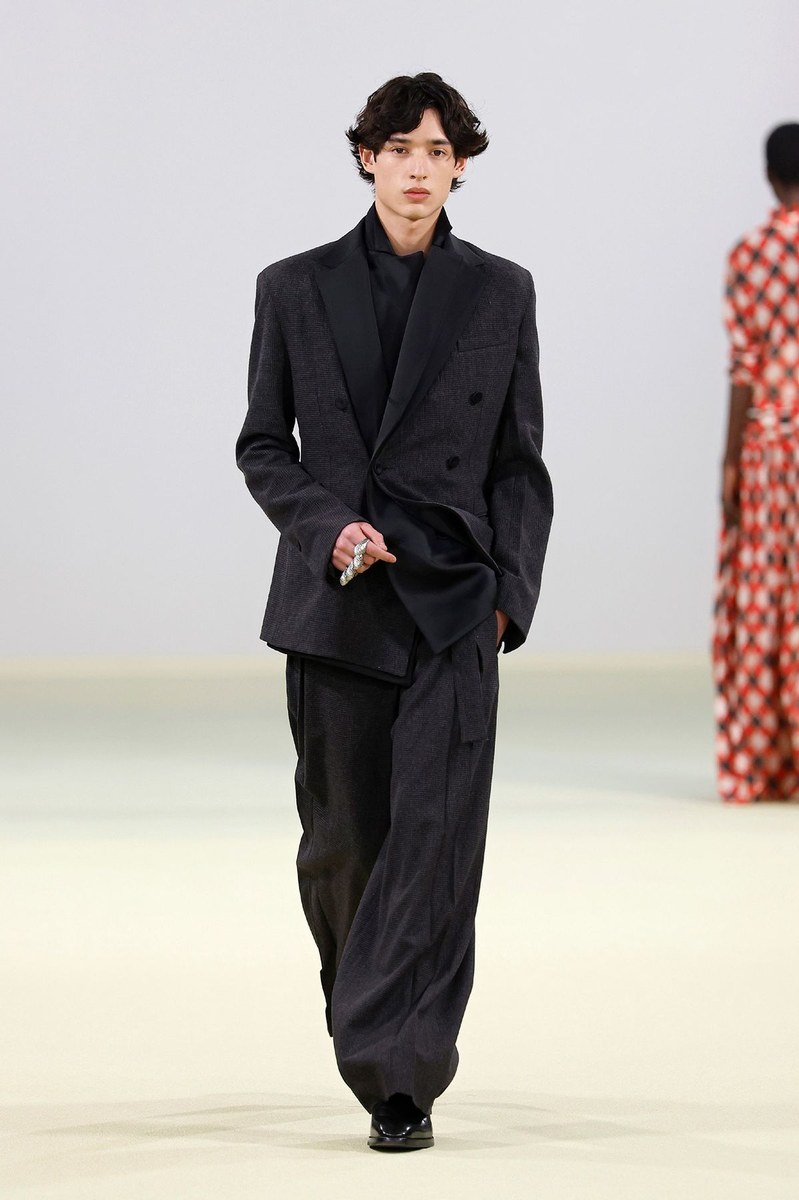 Look 13