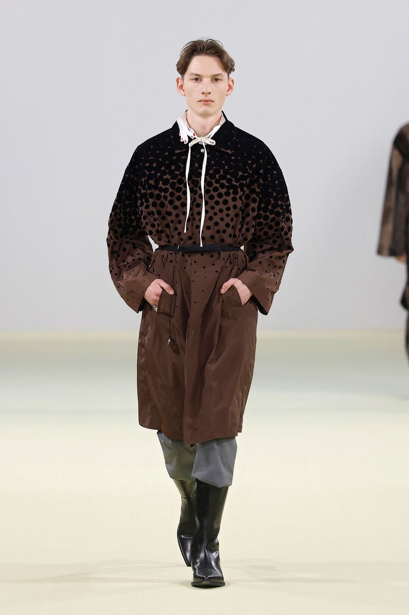 Look 17